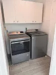 Charming 3-bedroom house with Pool, AC and WiFi in pleasant El Paso