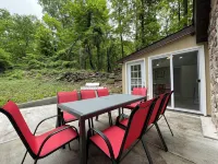 Entire Mountain Cottage Near Scenic Hiking Trails, Your Getaway Retreat!