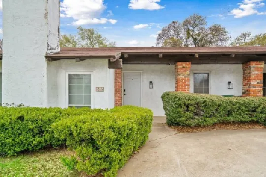 Newly remodeled 4 Bedroom 3 full bath