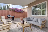 Cozy Scandi Boho Getaway with Massage Chair and BBQ