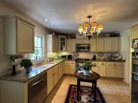 Charming 3 bedroom home Hotels in Greenbrier County