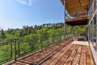 Spectacular stilted home with amazing views.