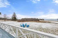 2 minutes to Lamoine State Park! Ocean View, Fire pit, & Games