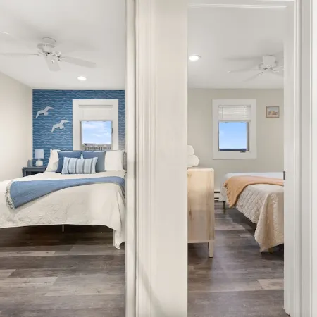 • Oceanside condo ON Hampton Beach •