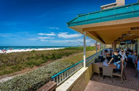 Beautiful Beachfront Apollo 6th floor….Ocean front Tranquil Sunset Views.