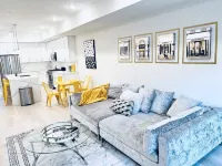 Designer 3BDR Penthouse+Private Rooftop Monument View+Parking Free Cancellation