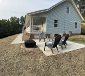 Spacious 5-bedroom/3-bathroom Lake view house with Lake access & private dock.