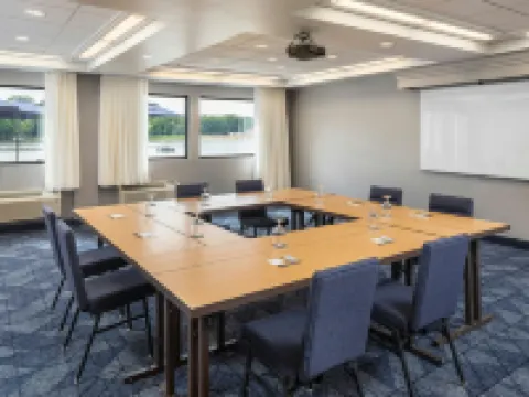 Courtyard la Crosse Downtown/Mississippi Riverfront Hotels in La Crosse