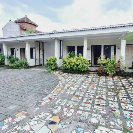 Roemah Tanjung Heritage Home