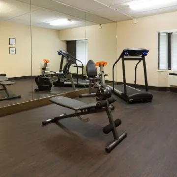 Comfort Inn & Suites Syracuse-Carrier Circle