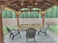 Spacious 4-bedroom house in charming Carlsbad with WiFi and AC - Homestays