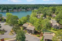 Lakefront Pinehurst Condo 2BD/2BA - 237 - With Community Pool Access