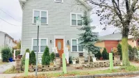 4BR 6BEDS WOLLASTON BEACH. NearBOSTON3