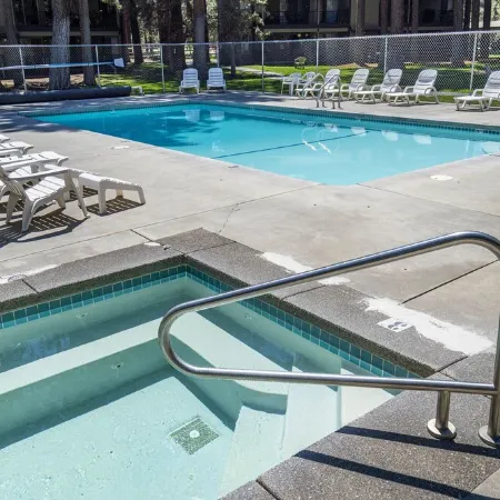 Private, Quiet 2 Bedroom Condo w/ Pool & Hot Tub