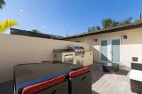 Newly Remodeled House Less than a Mile From the Beach