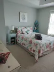 Mermaid Lagoon! Beautiful waterway views, private pool, great family getaway!