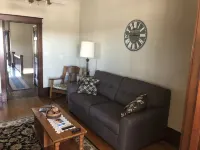 Downtown Sleepy Eye Apartment, 1 bedroom and sleeper.  Vintage in every way! Отели в г. Браун