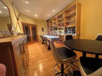 Charming 3-bedroom house with WiFi and AC in beautiful La Crosse