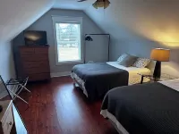 The family friendly, easily accessible new Peacefulside Retreat! タウンセンドのホテル