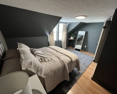 Small private home walking distance to Suny Potsdam/Clarkson! Hotels in Potsdam