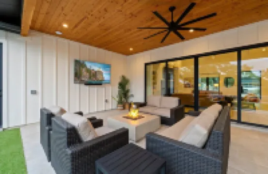 -NEW-Downtown DRIP  Pool/Spa/Golf/Pickleball/30Guests