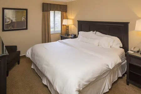 Beautiful Two Bedroom Condo w/ all the amenities!