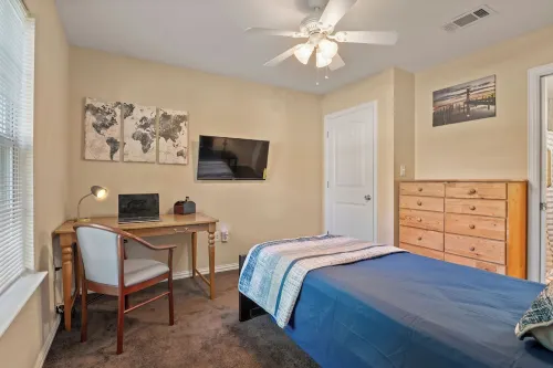 Convenient Entire Home Sherman TX close to Austin college