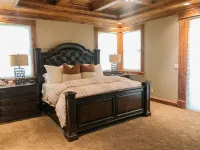 Exclusive Waterfront Cabin on Island Park reservoir with Private dock