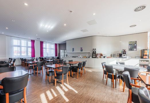 현대적인 B&B 호텔 라슈타트 객실