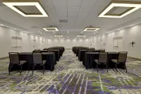 DoubleTree by Hilton Palmdale فنادق في بالمديل
