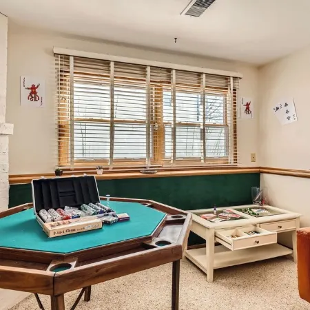 Massive 5Br, 4-Level 3k+Sqft House, PokerRoom,PoolTable, Darts, Bowling,Grill