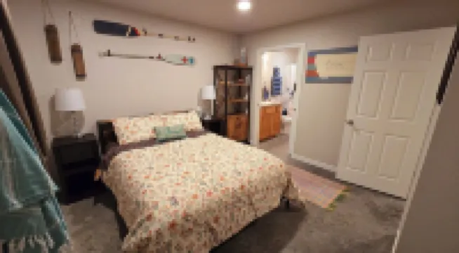 ❤ Bed & Breakfast Nook ❤ Fenced Yard ❤ Hot Tub ❤ Heated Floors ❤ Pet Friendly ❤ Hotels in Saint Regis