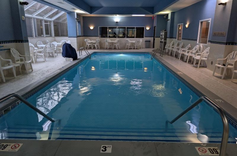 Country Inn & Suites by Radisson, Grand Rapids East, MI photo 5