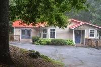 Peaceful Mountain at Sapphire Valley Hotels near Sapphire National Golf Club LLC