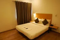 Treetops Inn