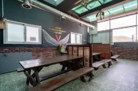 Busan Gijang Brown Dot Pension