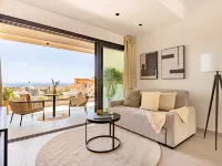 Sanders Eduardovich - Lovely 2-Bdr with Balcony