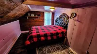 Josiah Keith House Hotels in Raynham