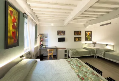 Duccio Nacci Rooms- Guesthouse