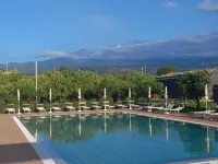 Lumia Resort - Pools