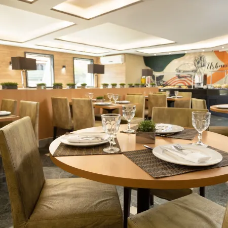 Royal Urban Macaé Hotel