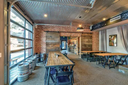 Basecamp Tahoe South