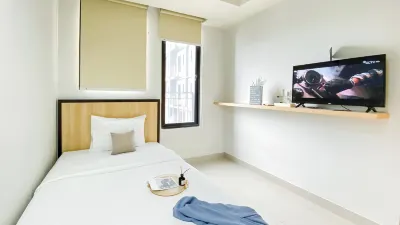 Nice and Comfy Studio at Evenciio Margonda Apartment Hotellit kohteessa Curug