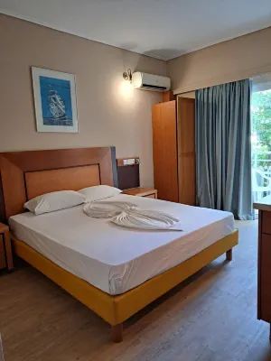 Bristol Apartments Hotels near Kos Town Cathedral