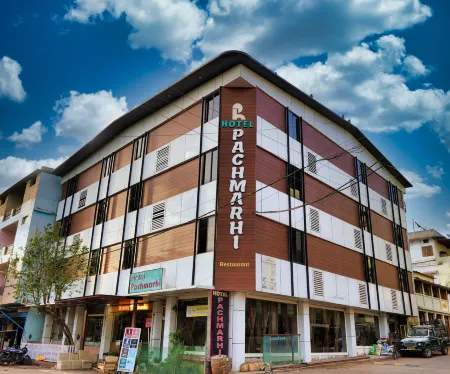 Hotel Pachmarhi