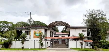 Ballena Paradise Apartahotel