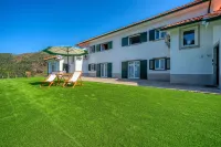 Central Suites Arouca - Homestay