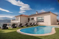 Socalcos do Douro House Hotels in Valença do Douro