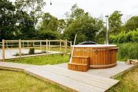 Luxury Glamping Retreat in Battle - Boutique