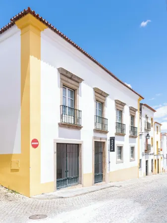 Limehome Evora Rua de Machede 61
